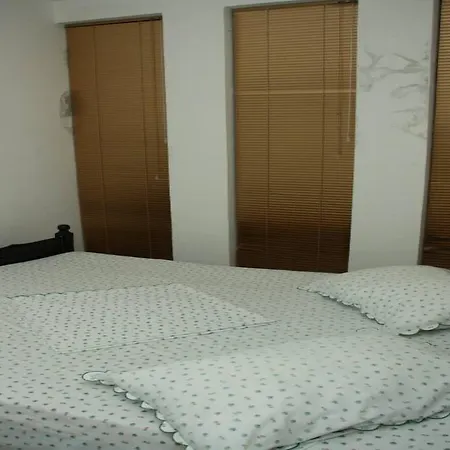 Otel Hotel Aleksi Velipoje 3*